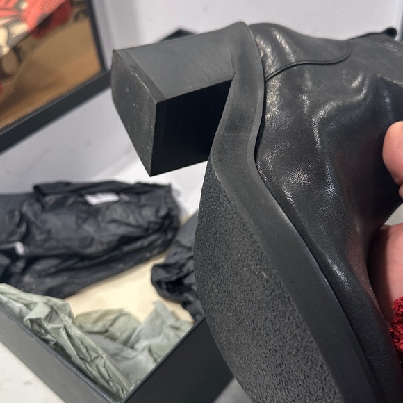 New in Box- Eileeen Fisher black boots - Picture 4 of 4